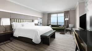 Premium bedding, pillowtop beds, in-room safe, desk