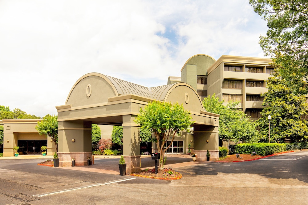 DoubleTree by Hilton Atlanta - Marietta