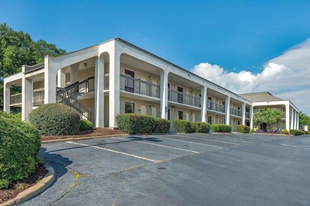 Baymont by Wyndham Columbus GA