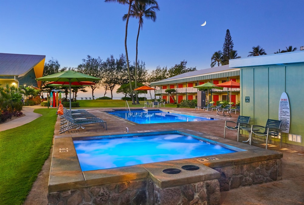 Pool, Kauai Shores Hotel