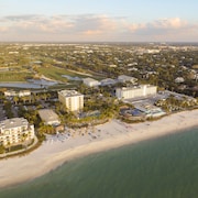 Naples Beach Hotels Oceanfront From 111 Travelocity Naples Beach Hotel And Golf Club