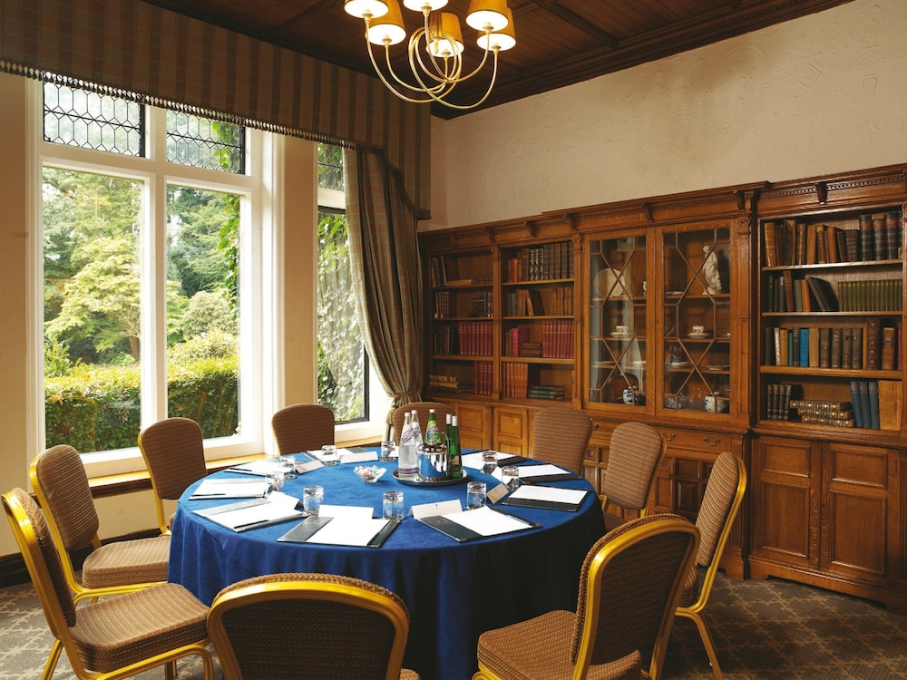 Library, Macdonald Frimley Hall Hotel and Spa