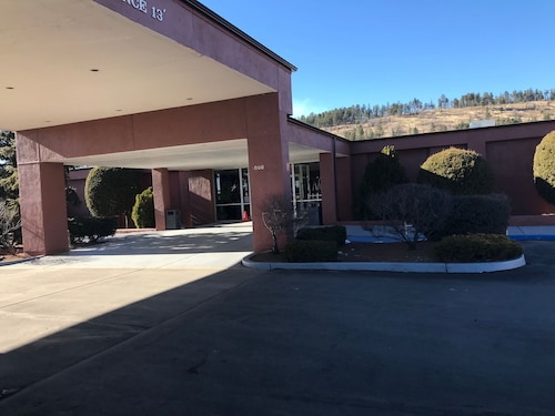 Flagstaff Arizona Hotels From 59 Hotel Deals Travelocity Days Inn By Wyndham Flagstaff West Route 66