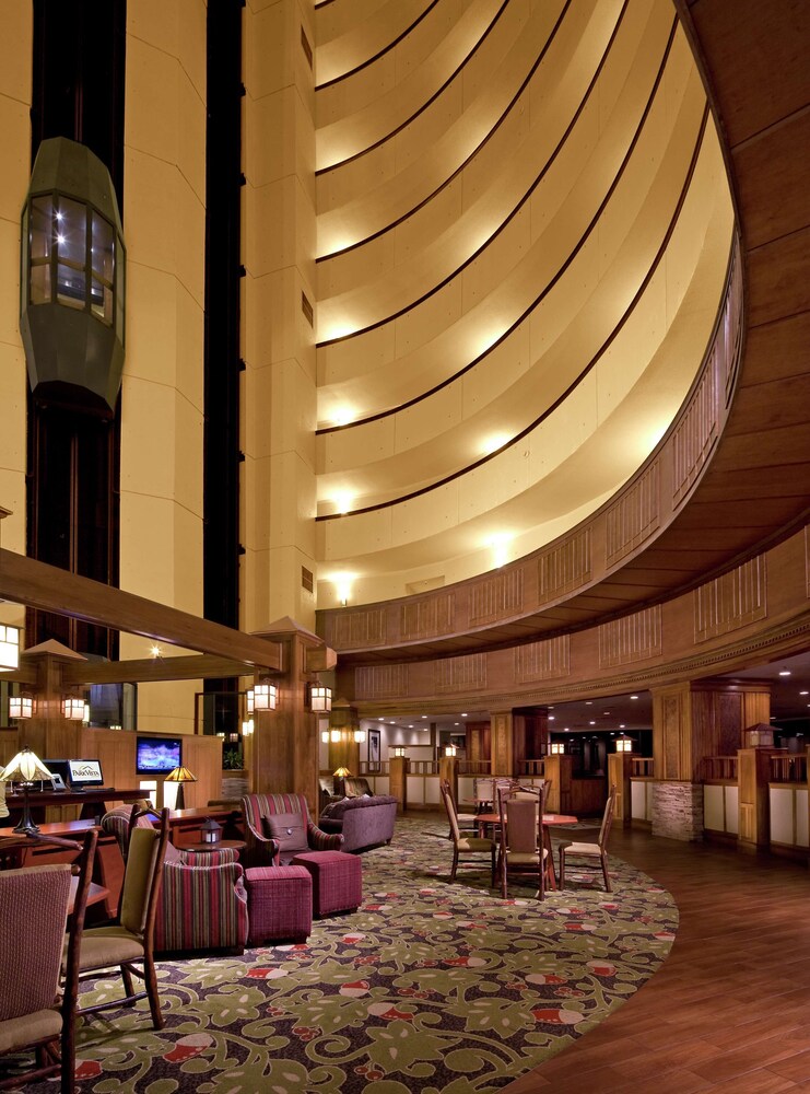 Reception, The Park Vista - a DoubleTree by Hilton Hotel - Gatlinburg