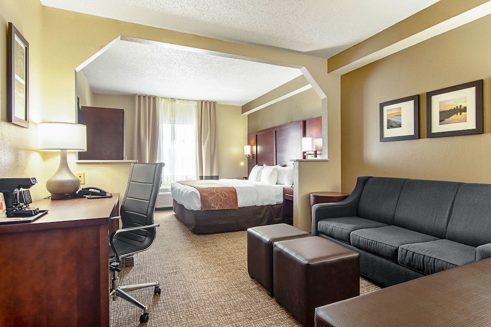 Hill view, Comfort Suites Airport