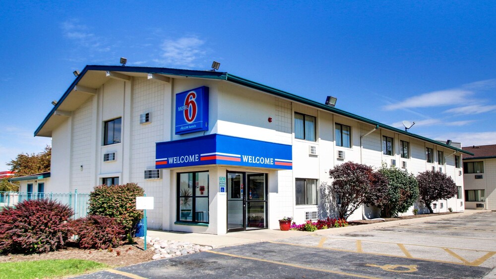 Primary image, Motel 6 Normal, IL - Bloomington Area