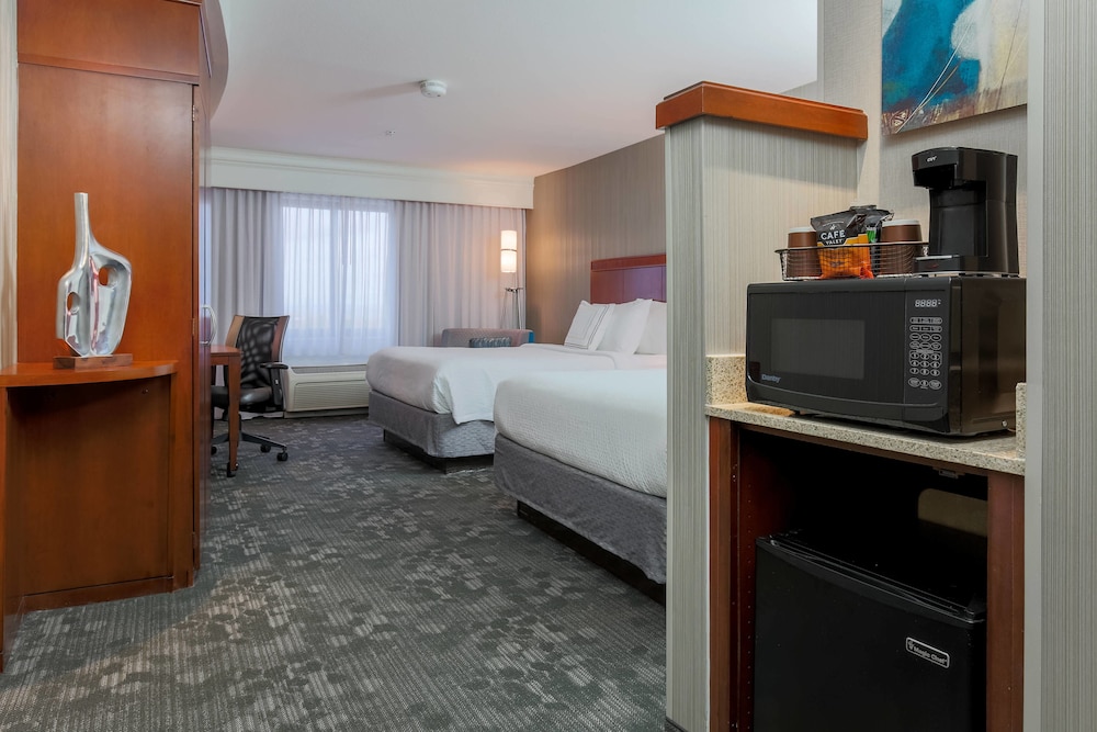 Courtyard by Marriott Las Vegas South