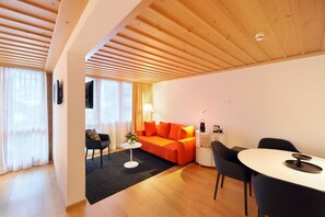 Junior Suite (Deluxe South) | Free WiFi