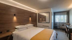 Desk, iron/ironing board, cots/infant beds, free WiFi