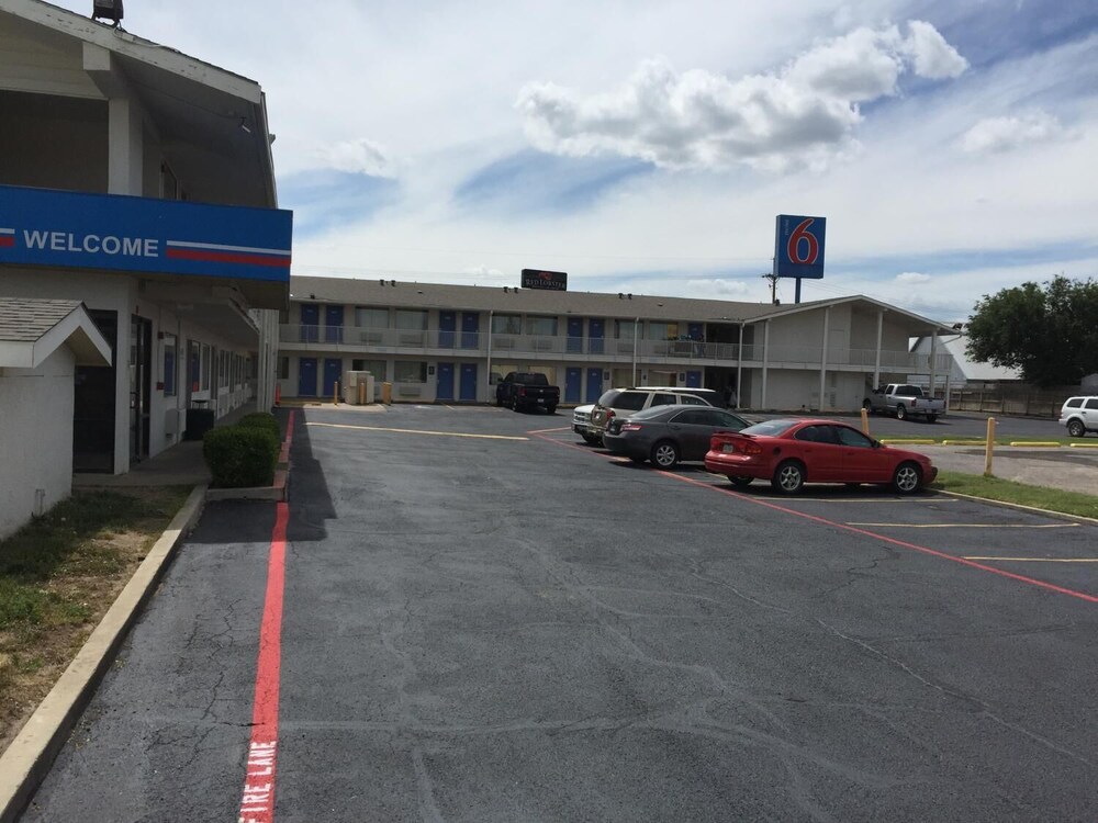 Motel 6 Amarillo, TX - West