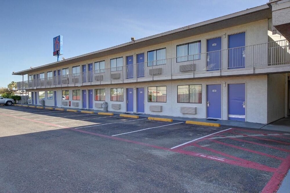 Motel 6 Laredo, TX - South