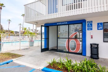 Motel 6 Ventura, CA - Beach, Ventura: $81 Room Prices u0026 Reviews |  Travelocity