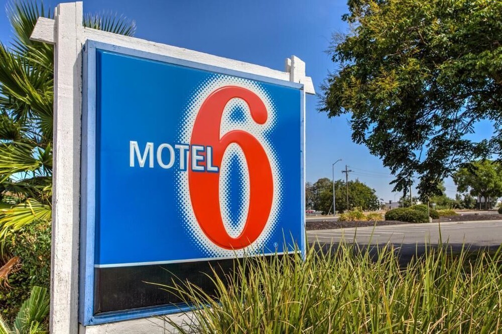 Motel 6 Vacaville, CA