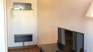 Free cribs/infant beds, free WiFi, linens