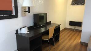 Free cribs/infant beds, free WiFi, linens