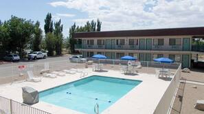 Piscina stagionale all'aperto