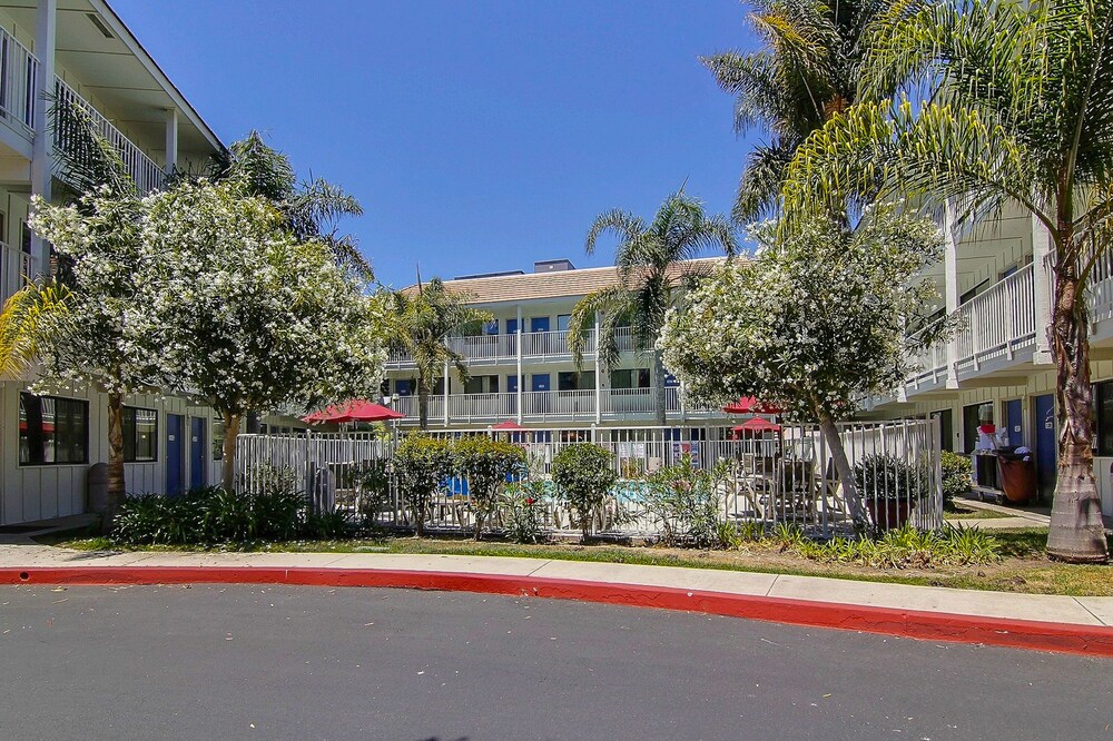 Motel 6 Carpinteria, CA - Santa Barbara - North