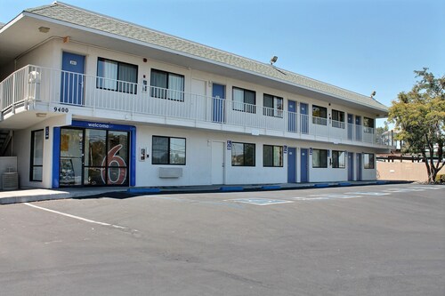 Great Place to stay Motel 6 Atascadero near Atascadero 