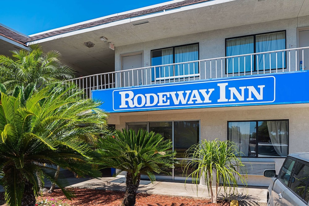 Rodeway Inn Kissimmee Maingate West In Orlando Hotel Rates Reviews On Orbitz