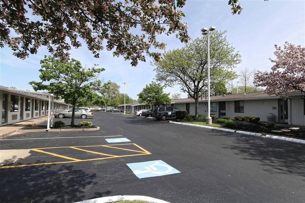 Parking, Suburban Extended Stay Hotel