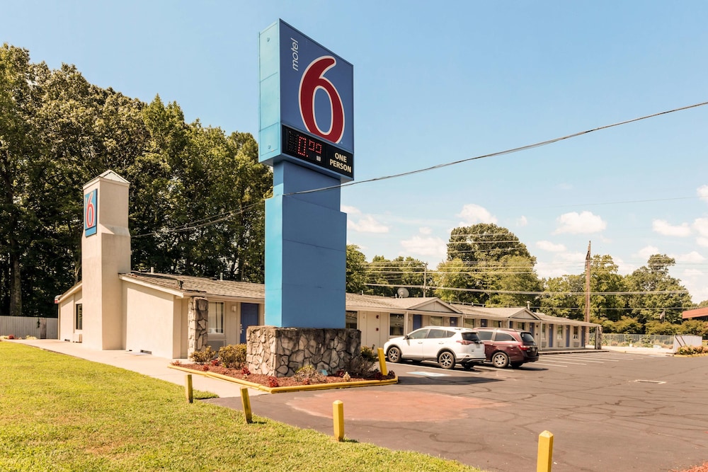 Motel 6 Newport News, VA