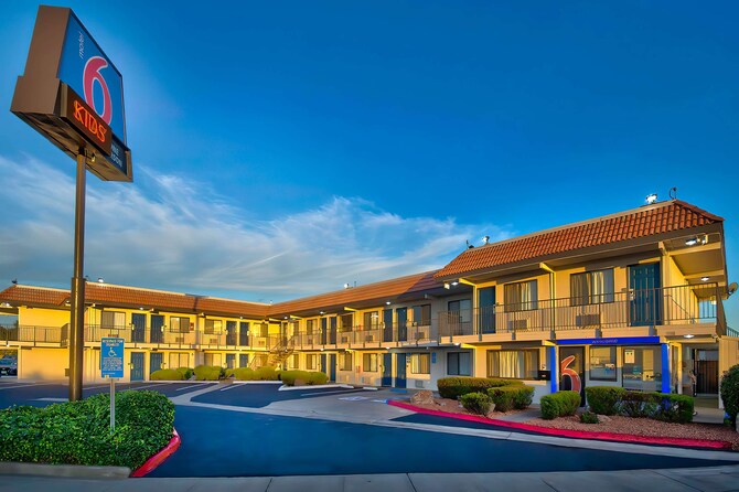 Motel 6 Vallejo, CA - Six Flags West in Vallejo, CA | Expedia