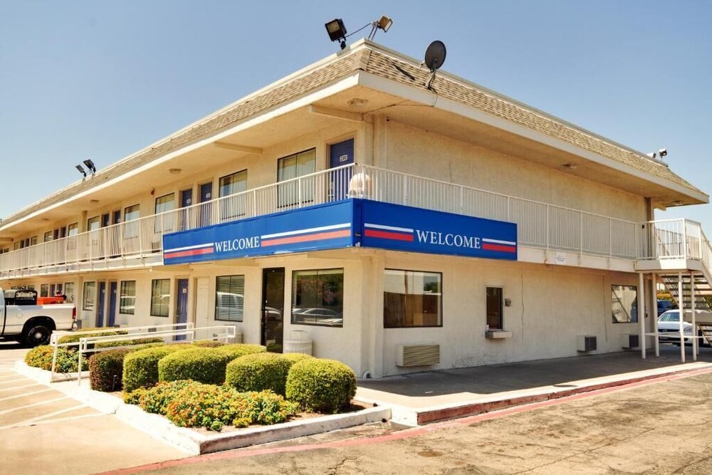 Motel 6 Irving, TX - Dallas