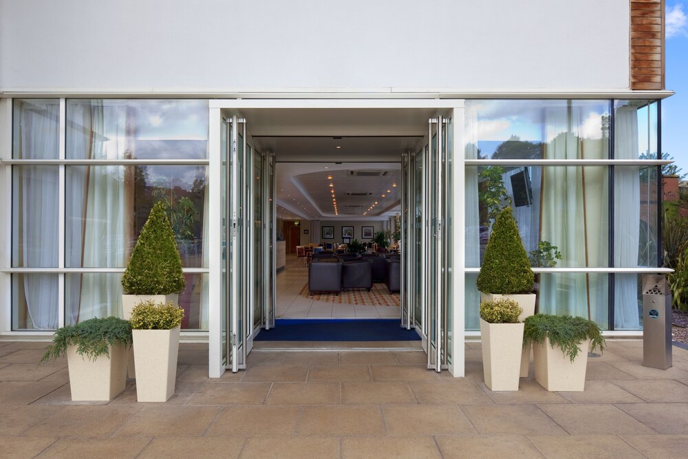 Holiday Inn Express Chester - Racecourse, an IHG Hotel