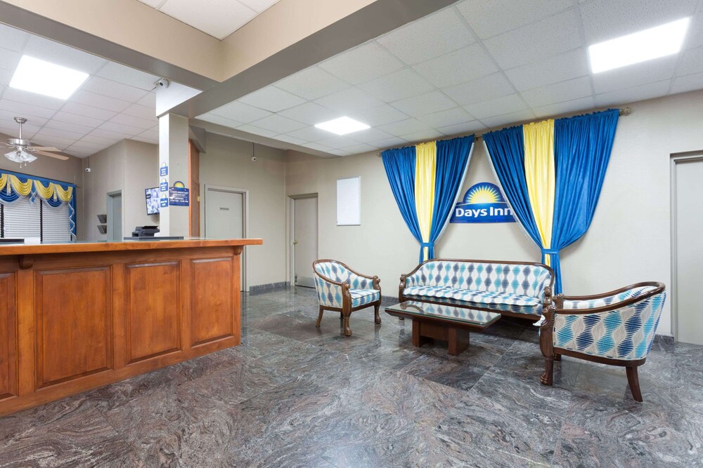 Days Inn by Wyndham Orangeburg