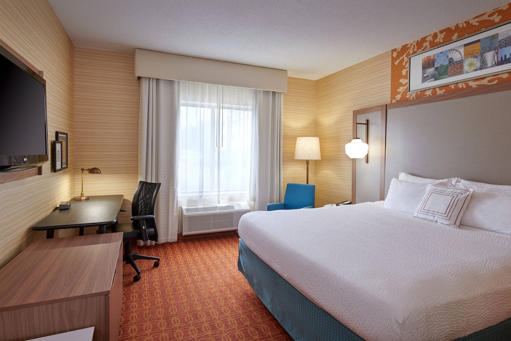 Fairfield Inn & Suites by Marriott Detroit Farmington Hills