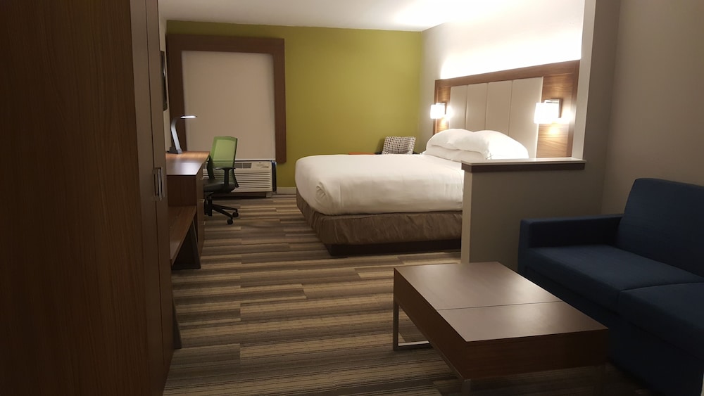 Holiday Inn Express Hotel & Suites Jacksonville - South, an IHG Hotel