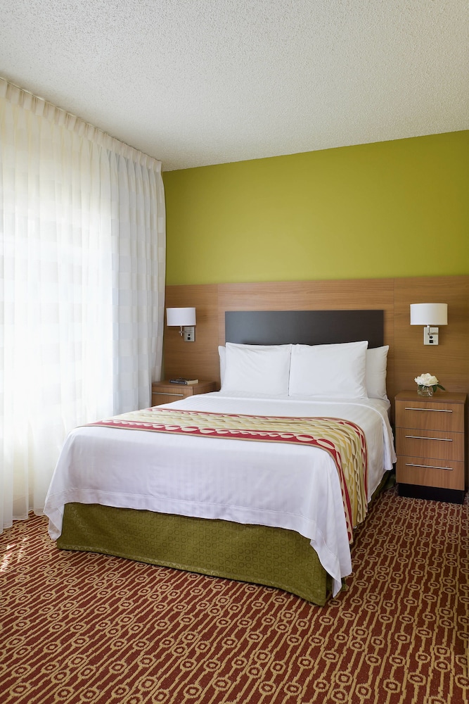 TownePlace Suites Dallas Bedford