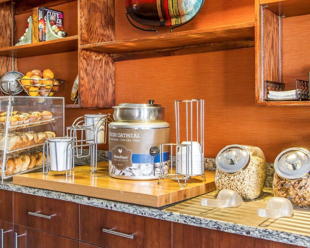 MainStay Suites Brentwood