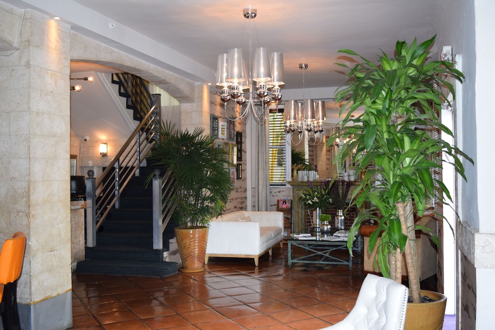 Interior entrance, Hotel Shelley, a South Beach Group Hotel