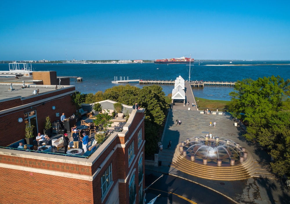 HarbourView Inn in Charleston, SC Expedia