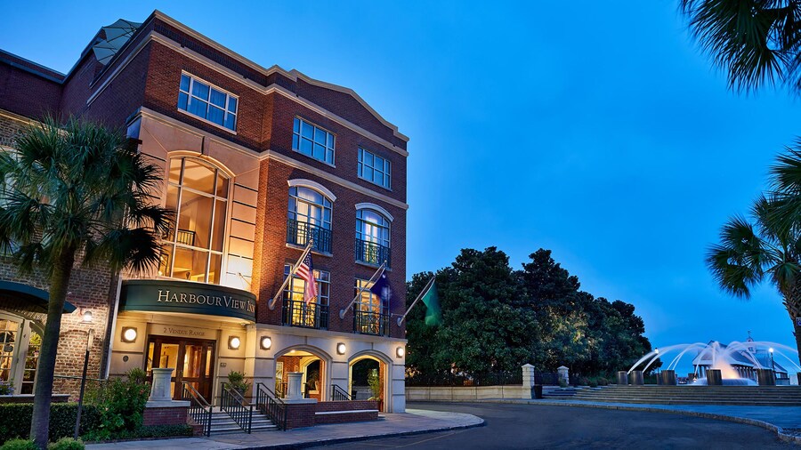 HarbourView Inn