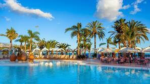 2 outdoor pools, pool umbrellas, pool loungers