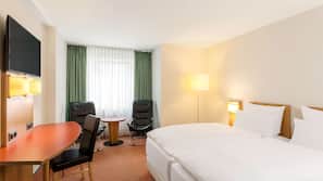 Hochwertige Bettwaren, Pillowtop-Betten, Minibar, Zimmersafe