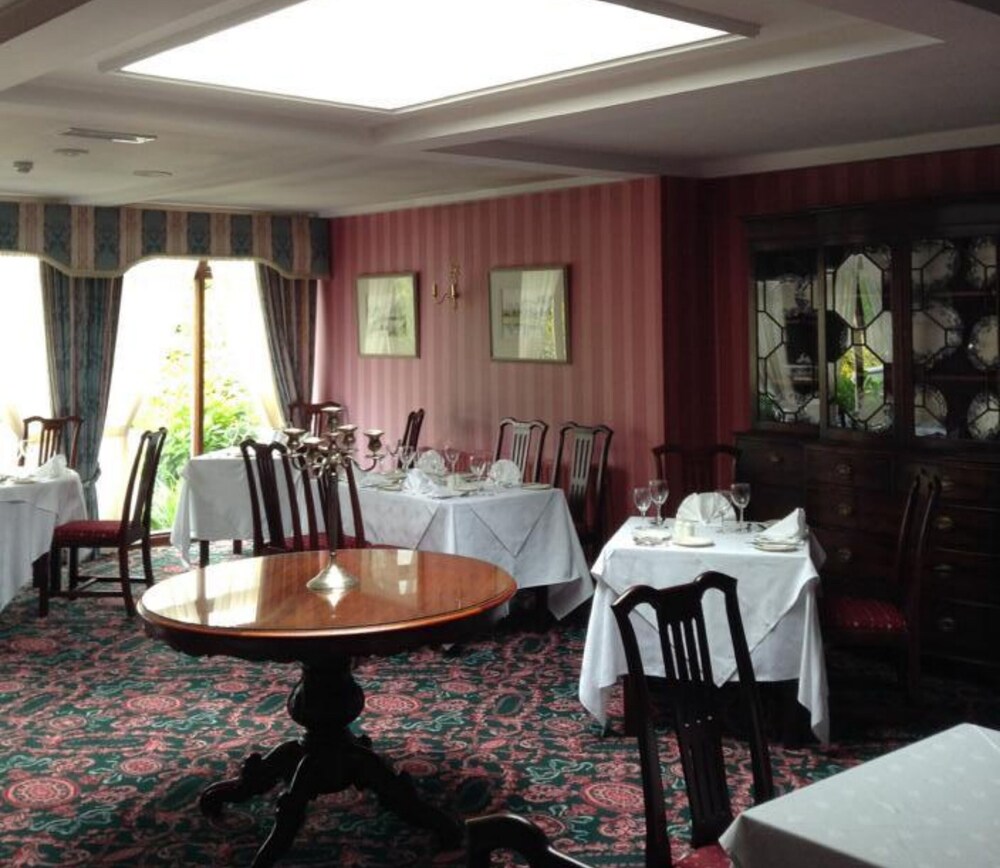 Ross Lake House Hotel Deals & Reviews (Oughterard, IRL) Wotif