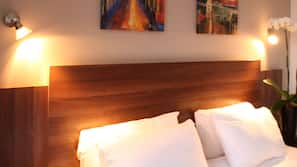 Hypo-allergenic bedding, desk, iron/ironing board, free cots/infant beds