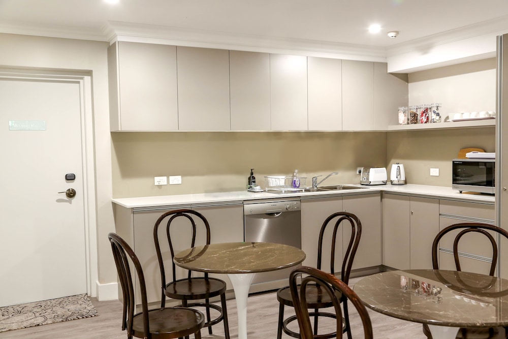 Shared kitchen, The Lurline