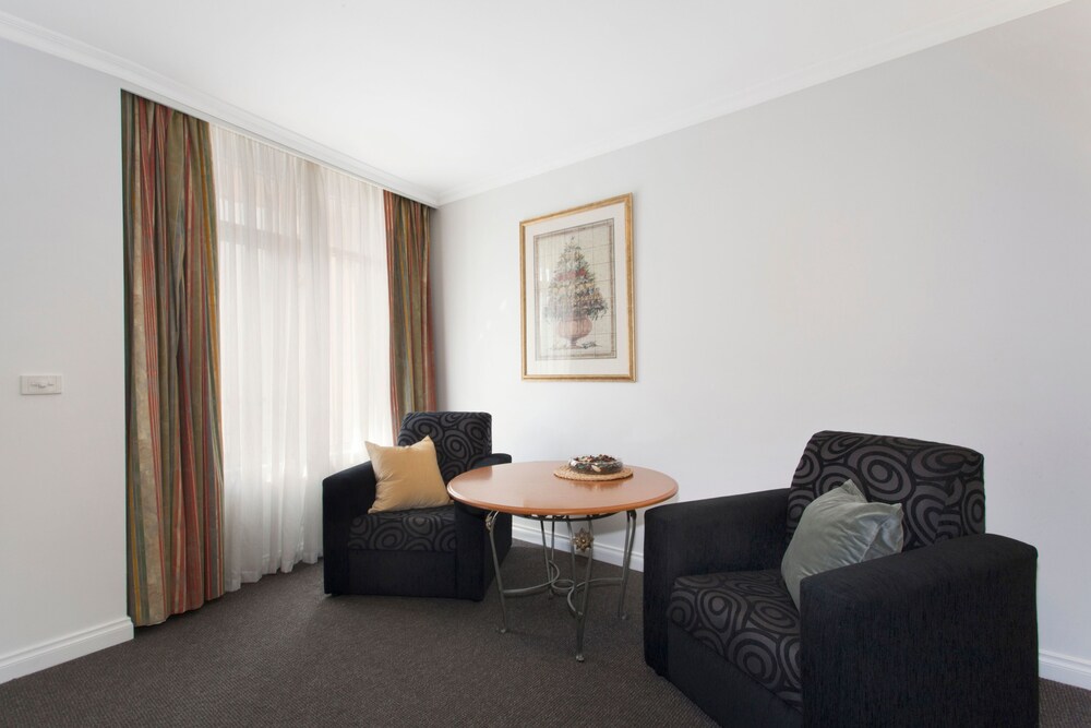 Living area, Melbourne Metropole Central