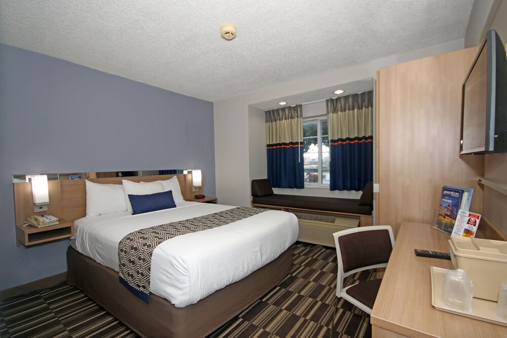 Microtel Inn by Wyndham Greensboro