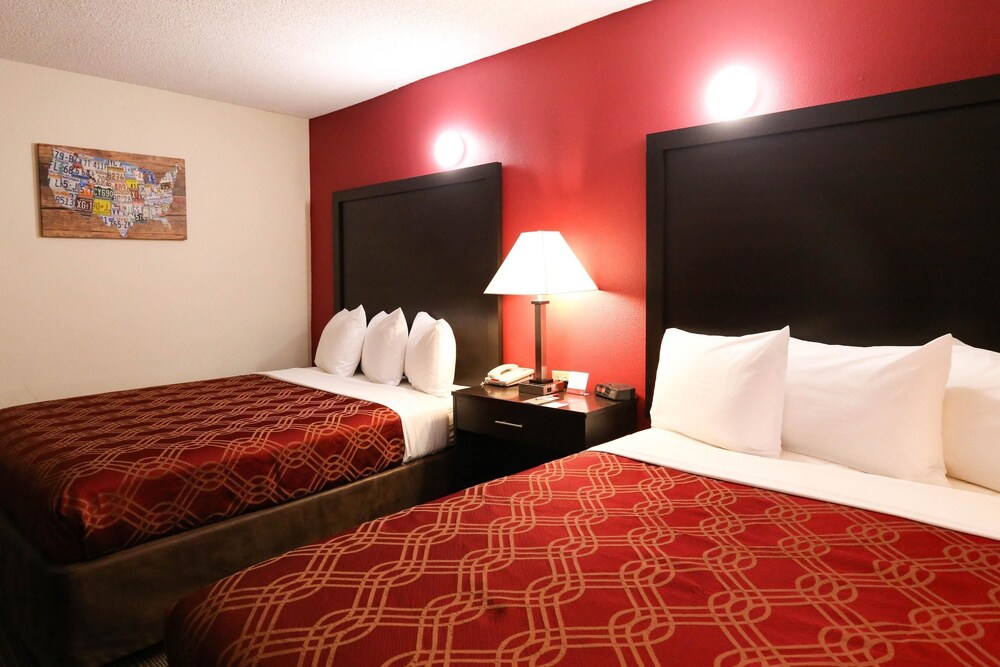 Econo Lodge & Suites Greenville