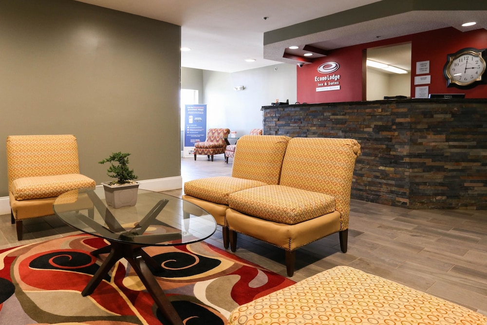 Econo Lodge & Suites Greenville