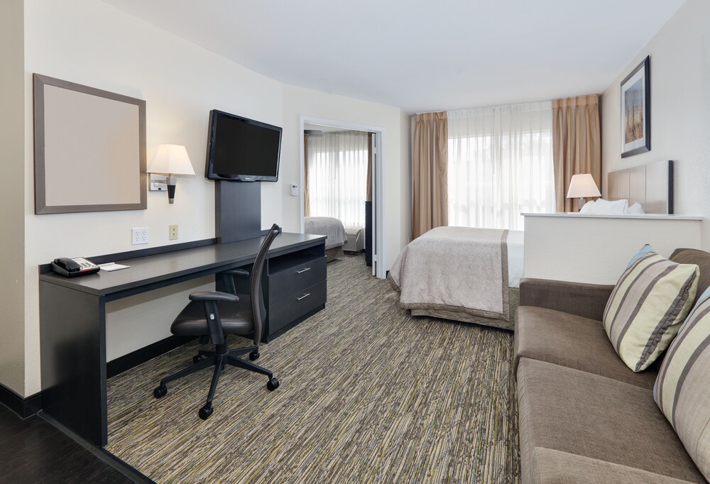 Candlewood Suites Market Center, an IHG Hotel