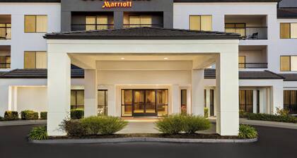 Courtyard by Marriott Roseville
