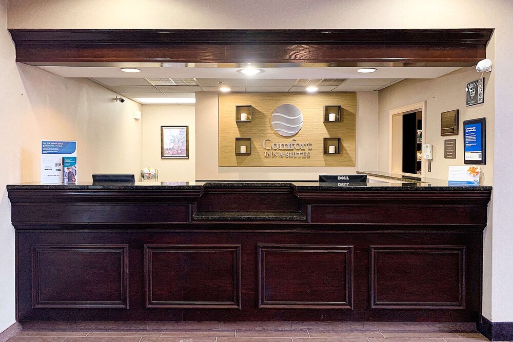 Comfort Inn And Suites Warsaw Usa Lastminute Co Nz