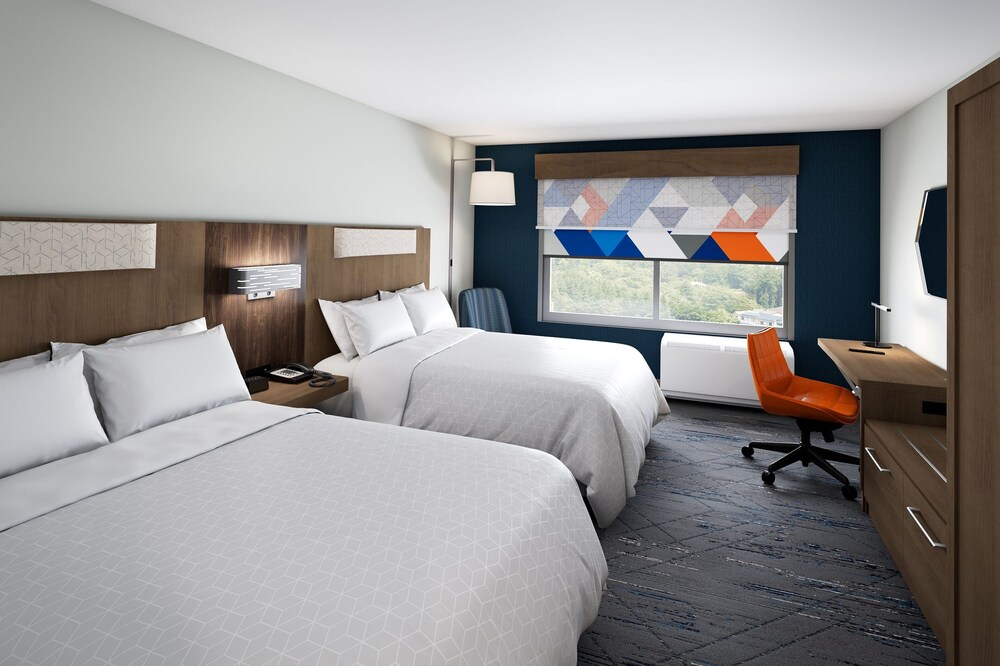 Holiday Inn Express & Suites Dallas Park Central Northeast, an IHG Hotel