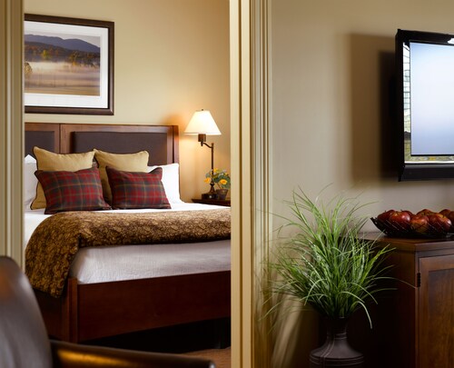 69 Burlington Hotels With A Jacuzzi Or Hot Tub In Room